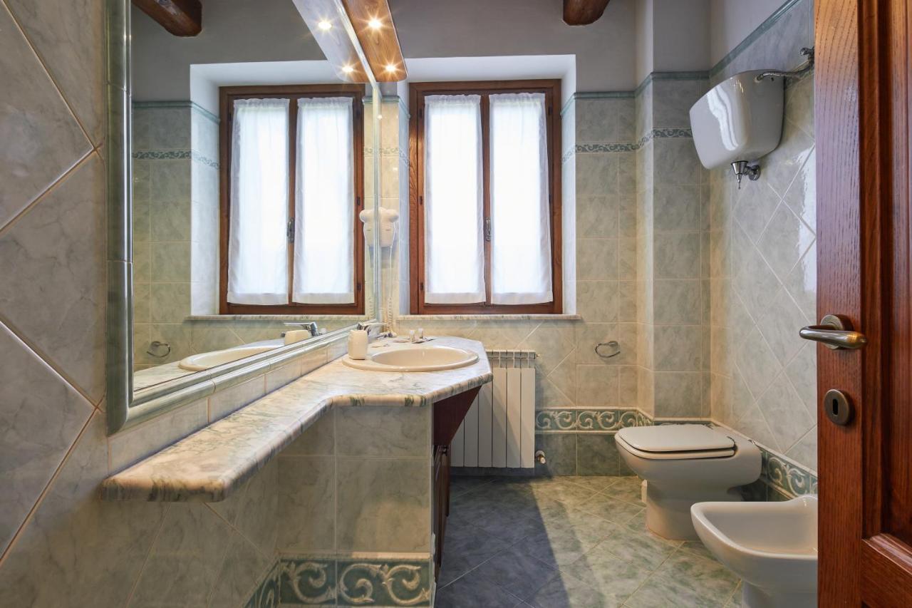 Relais La Cerreta Villa กัสติลโยเน เดล ลาโก ภายนอก รูปภาพ