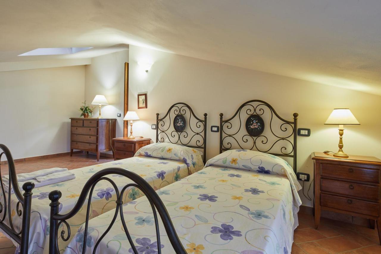 Relais La Cerreta Villa กัสติลโยเน เดล ลาโก ภายนอก รูปภาพ