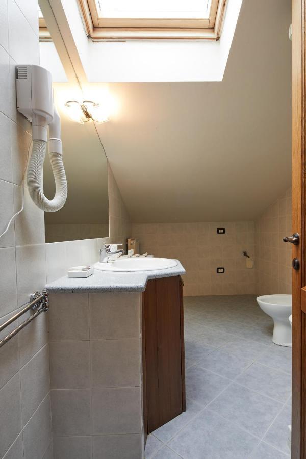 Relais La Cerreta Villa กัสติลโยเน เดล ลาโก ภายนอก รูปภาพ