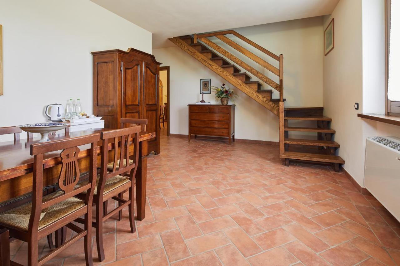 Relais La Cerreta Villa กัสติลโยเน เดล ลาโก ภายนอก รูปภาพ