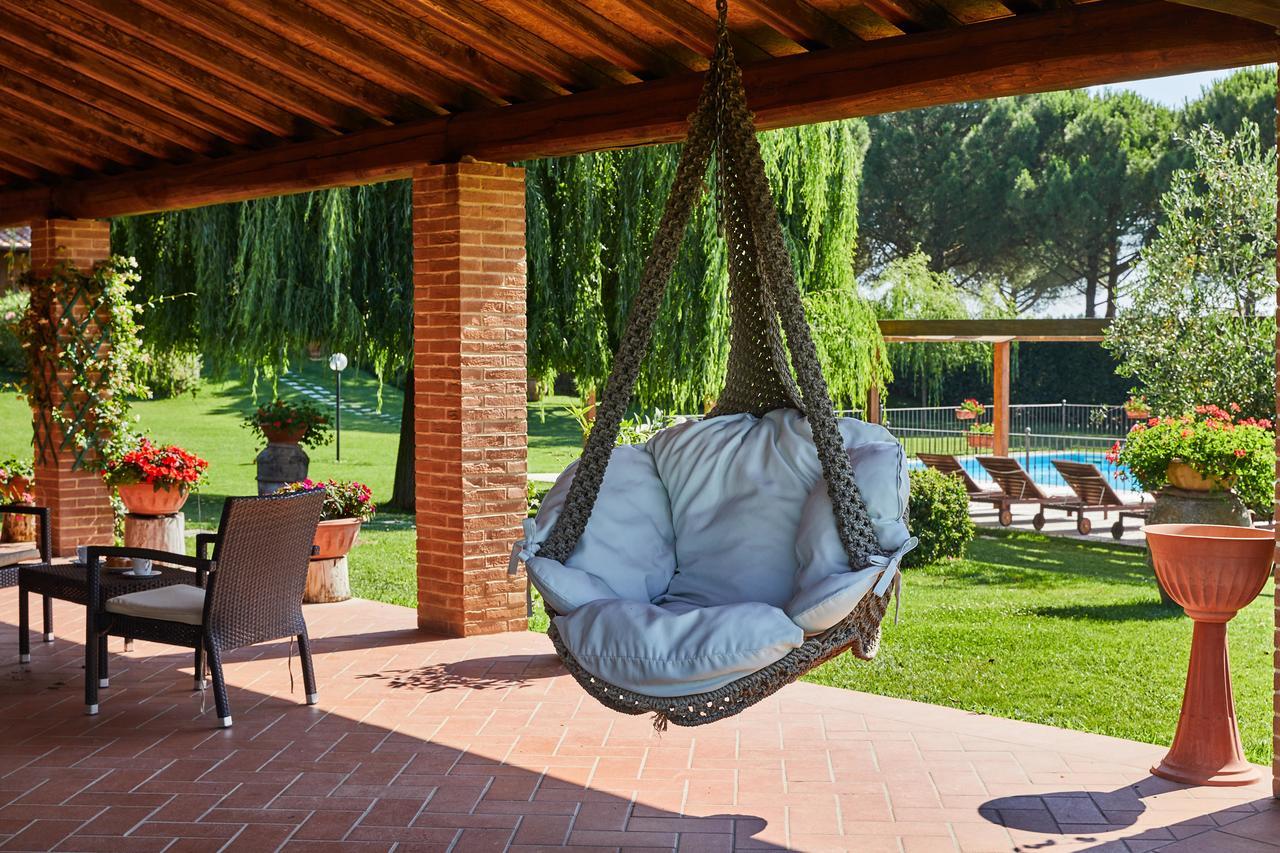 Relais La Cerreta Villa กัสติลโยเน เดล ลาโก ภายนอก รูปภาพ